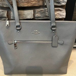 Coach purse - grey